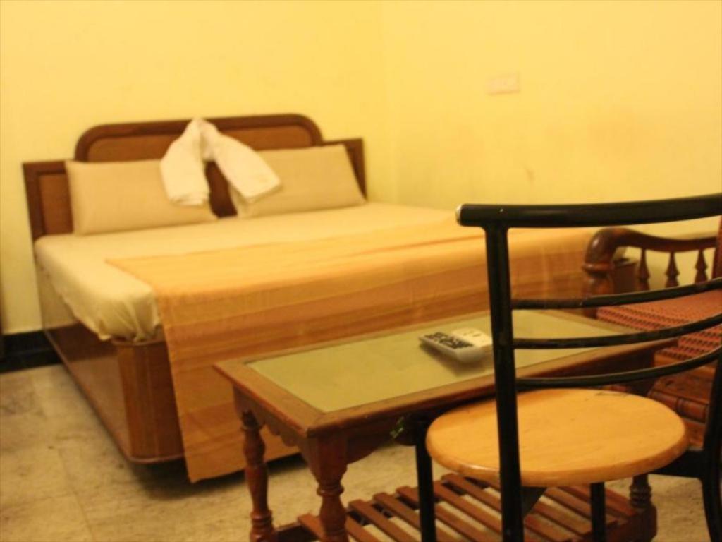 Hotel L'Ocean Ποντισερί Δωμάτιο φωτογραφία